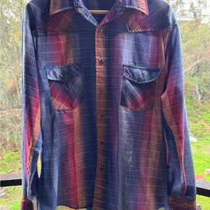 Kings Road Vtg Multicolor Western Pearl Snap Shirt. Size Medium.